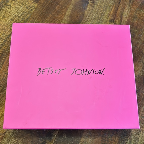 Betsey Johnson Dita Blush Platform Heels - Picture 9 of 10